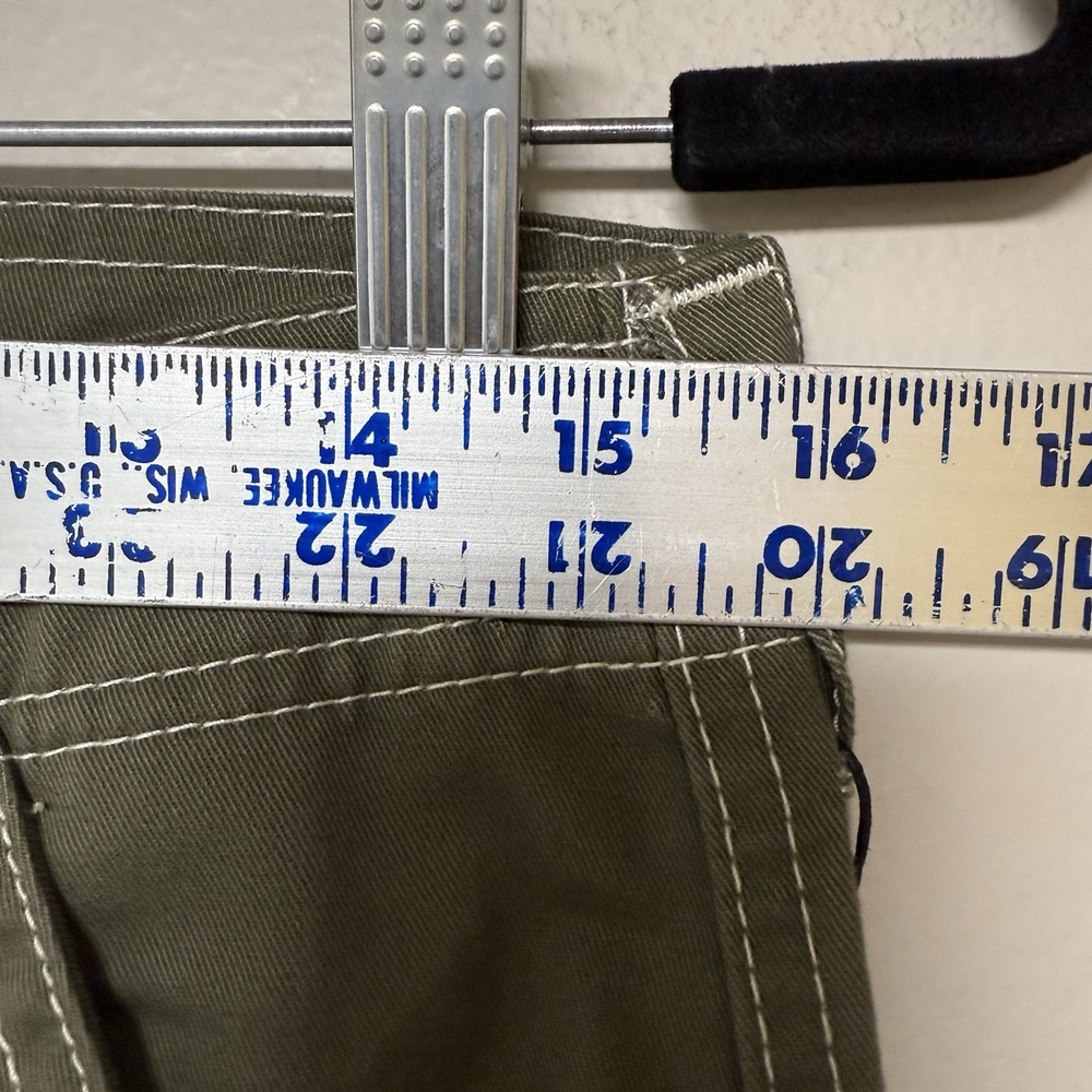 True Religion Bobbi Baggy Cargo Joggers Women 26 Green Contrast Stitch 600321R4 - Picture 2 of 9